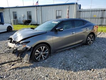  Salvage Nissan Maxima