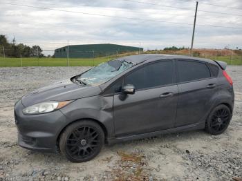  Salvage Ford Fiesta