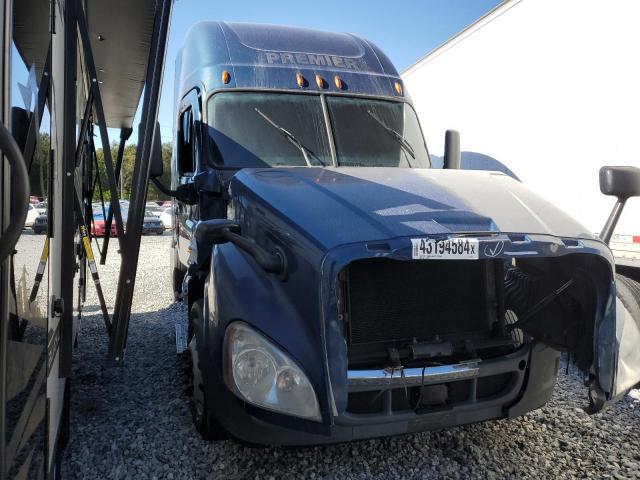  Salvage Freightliner Cascadia 1