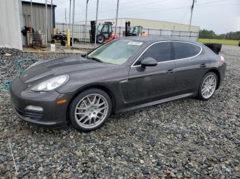  Salvage Porsche Panamera