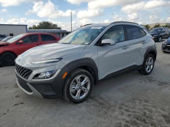  Salvage Hyundai KONA