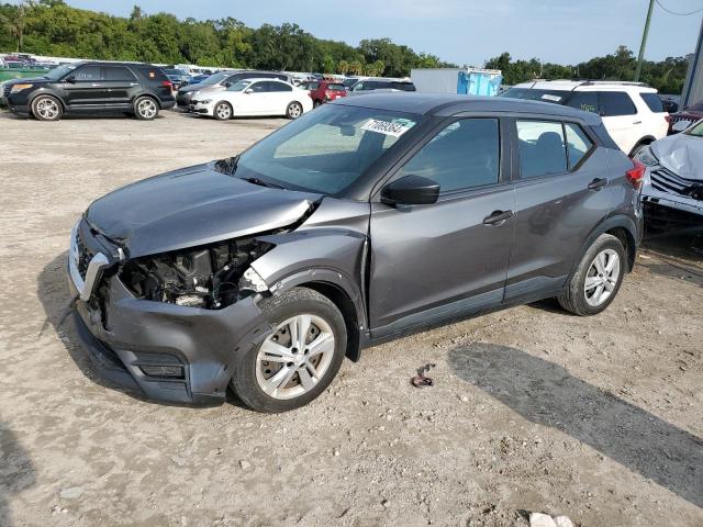  Salvage Nissan Kicks