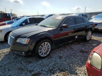  Salvage Chrysler 300