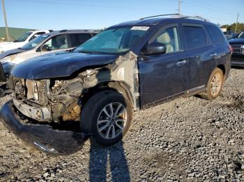  Salvage Nissan Pathfinder