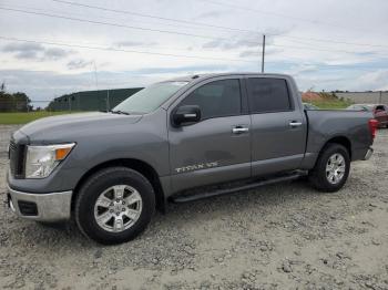  Salvage Nissan Titan