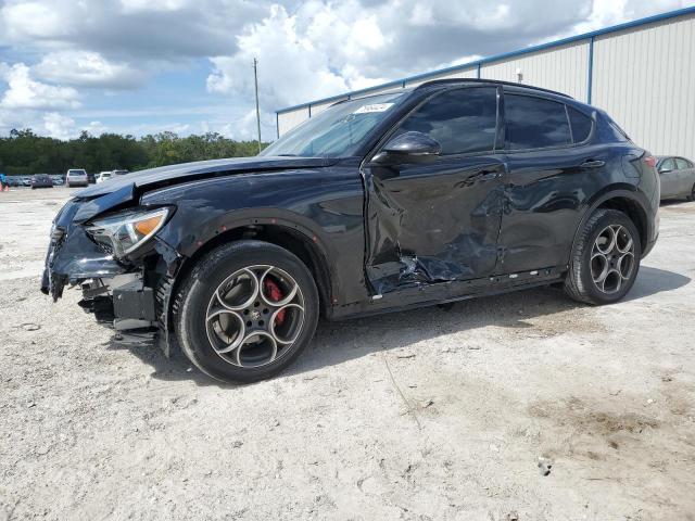  Salvage Alfa Romeo Stelvio