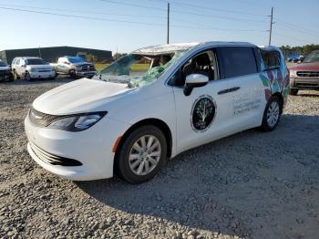  Salvage Chrysler Pacifica