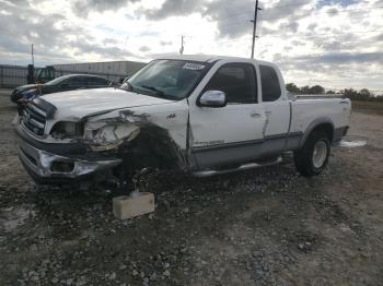  Salvage Toyota Tundra