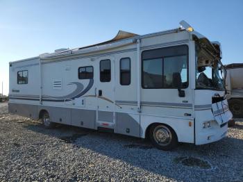  Salvage Workhorse Custom Cha Motorhome