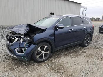  Salvage Kia Sorento