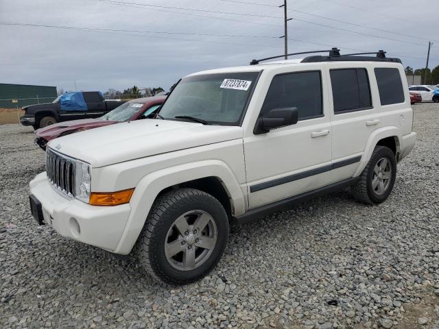  Salvage Jeep Commander