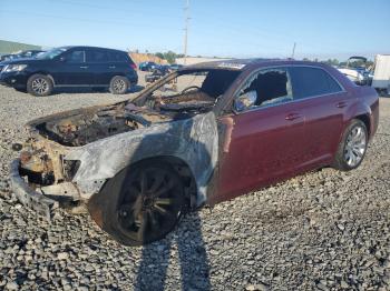  Salvage Chrysler 300