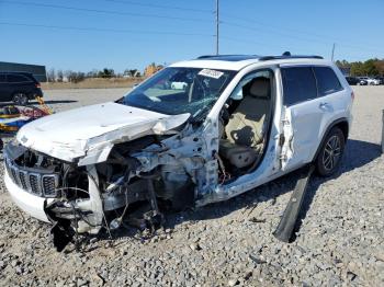  Salvage Jeep Grand Cherokee