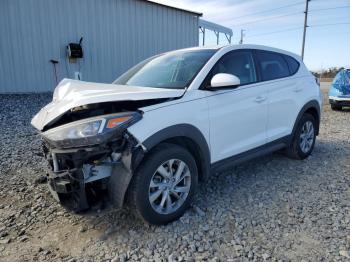  Salvage Hyundai TUCSON