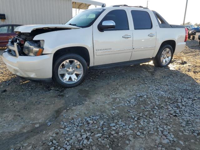  Salvage Chevrolet Avalanche