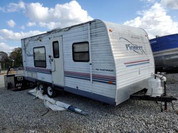  Salvage Fleetwood Pioneer