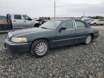  Salvage Lincoln Towncar