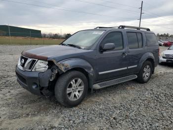  Salvage Nissan Pathfinder