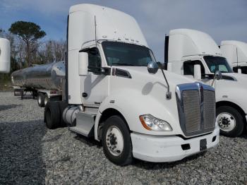  Salvage Kenworth T680