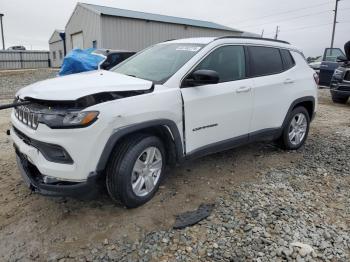  Salvage Jeep Compass