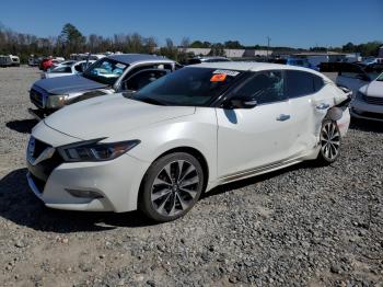  Salvage Nissan Maxima