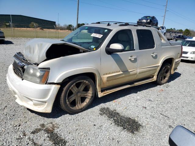  Salvage Chevrolet Avalanche