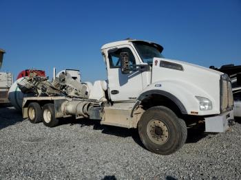  Salvage Kenworth T880