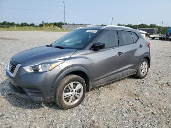  Salvage Nissan Kicks