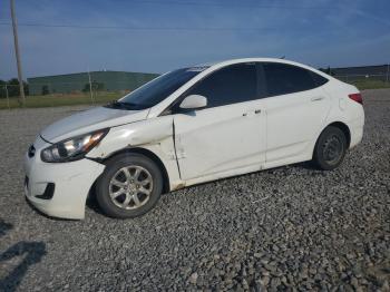  Salvage Hyundai ACCENT