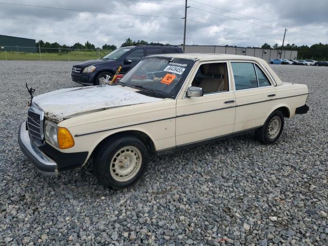 Salvage Mercedes-Benz 300-Class