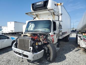  Salvage Freightliner M2 106 Med