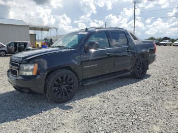  Salvage Chevrolet Avalanche