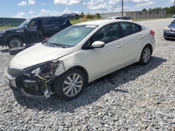  Salvage Kia Forte