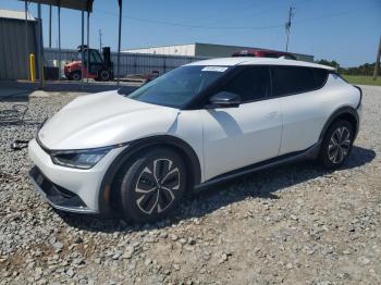  Salvage Kia EV6