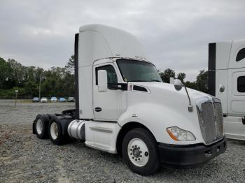  Salvage Kenworth T680