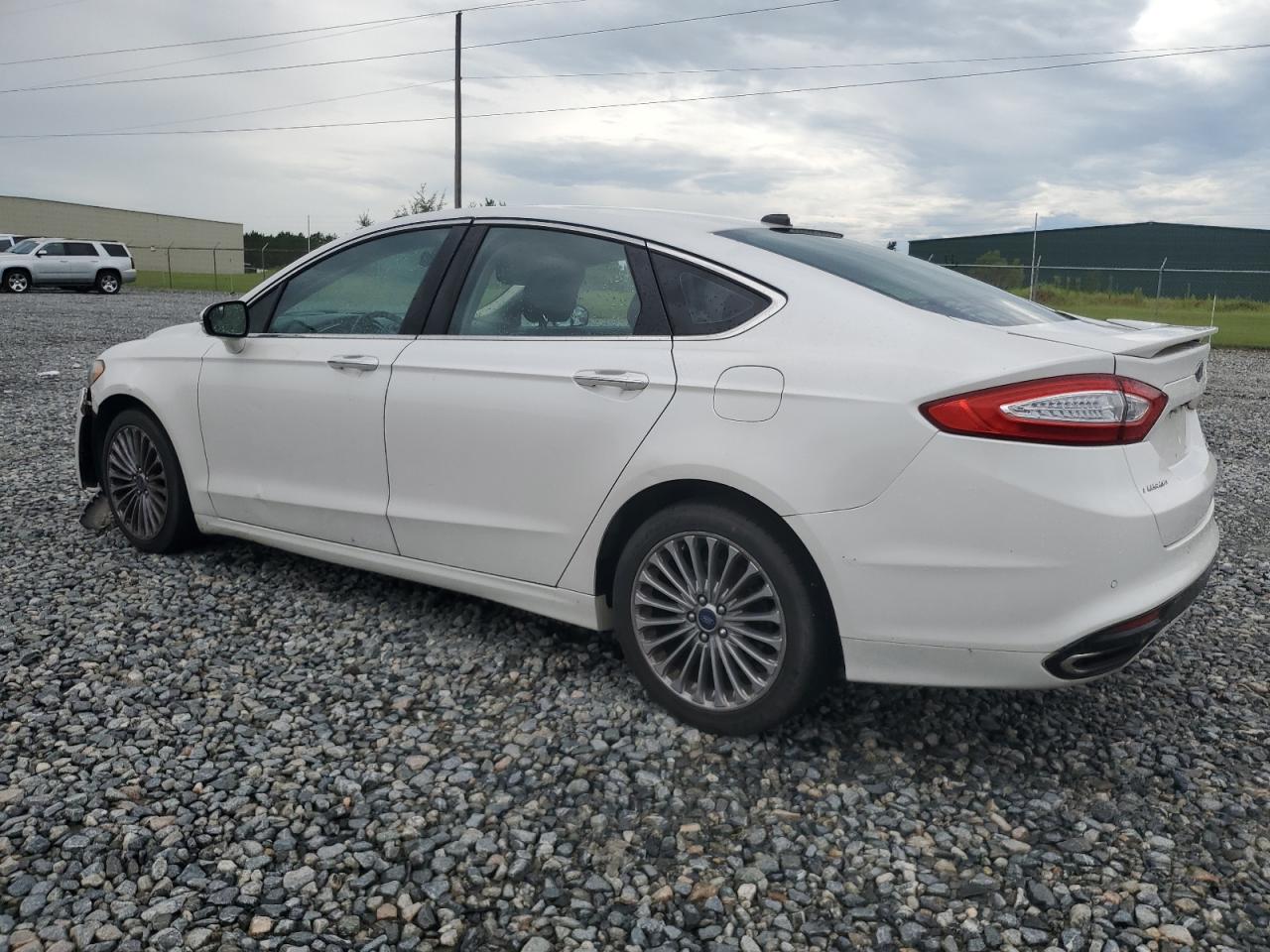 Ford Fusion Titanium Image 8