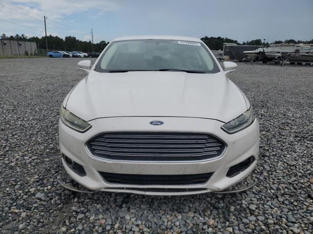 Ford Fusion Titanium Image 11