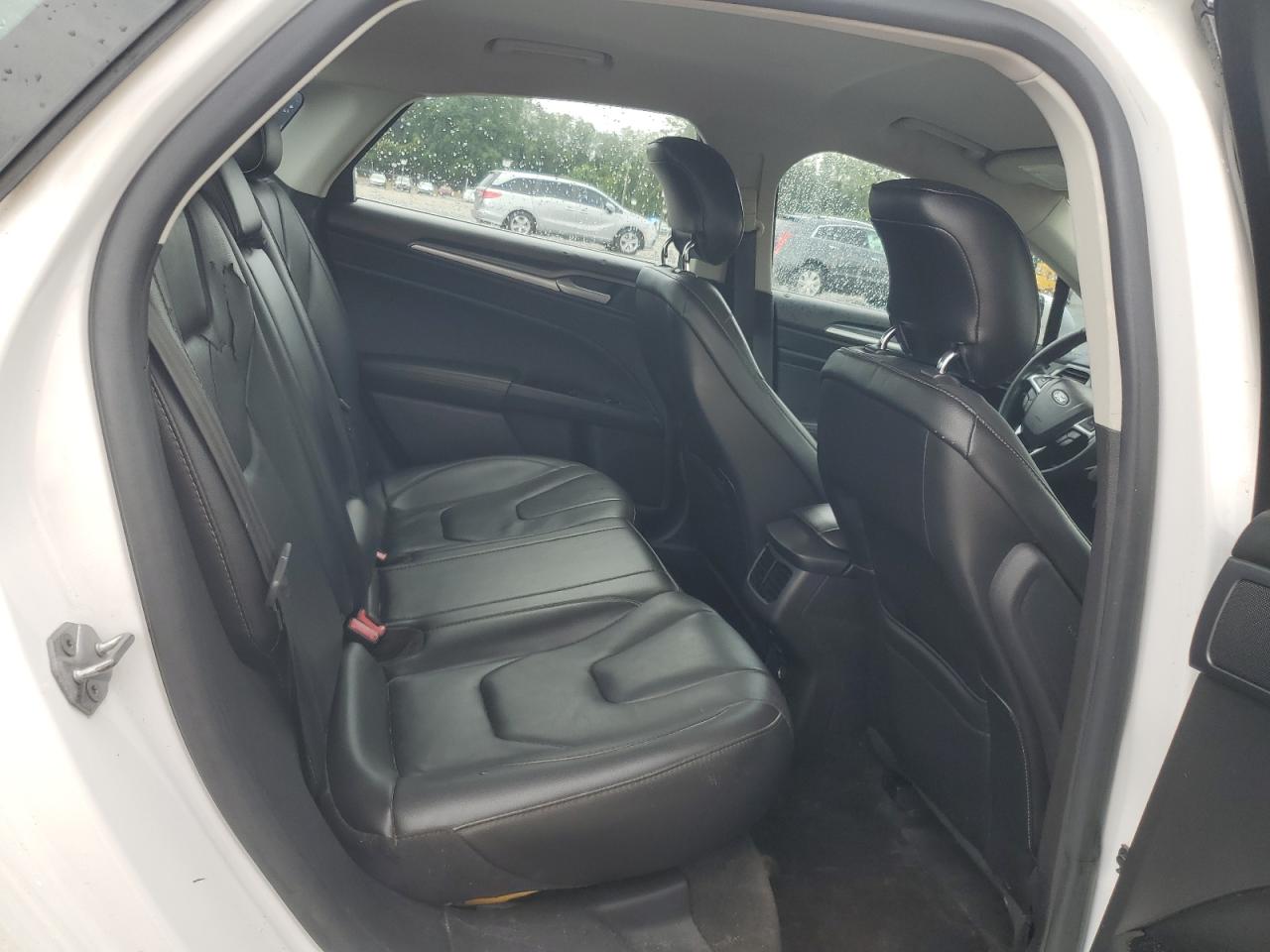 Ford Fusion Titanium Image 9