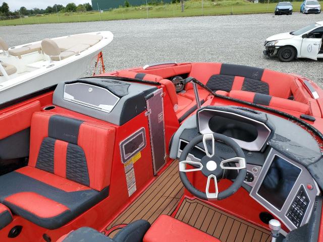 Mastercraft Boat Image 4