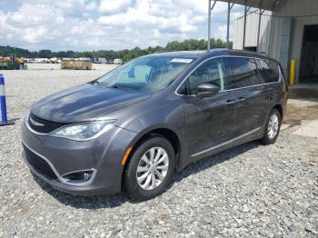  Salvage Chrysler Pacifica