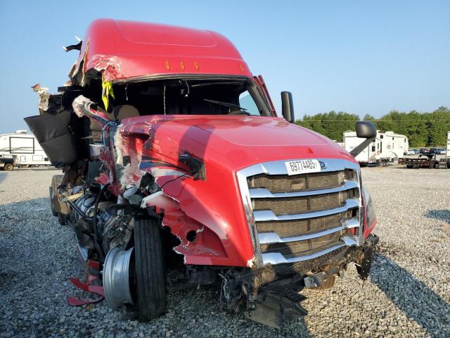 Salvage Freightliner Cascadia 1
