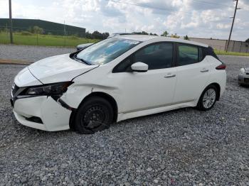  Salvage Nissan LEAF