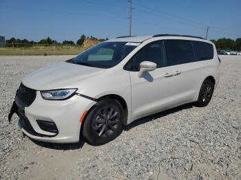  Salvage Chrysler Pacifica
