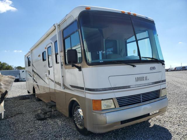  Salvage Workhorse Custom Cha Motorhome