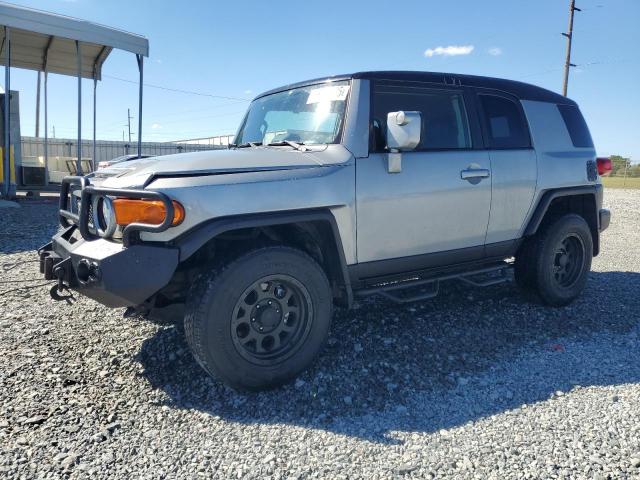  Salvage Toyota FJ Cruiser