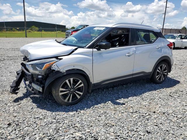  Salvage Nissan Kicks