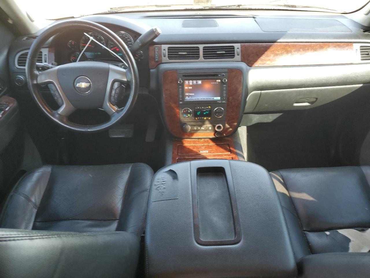 Chevrolet Tahoe K1500 Ltz Image 13