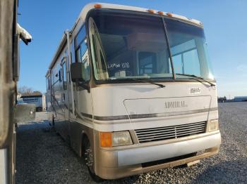  Salvage Workhorse Custom Cha Motorhome