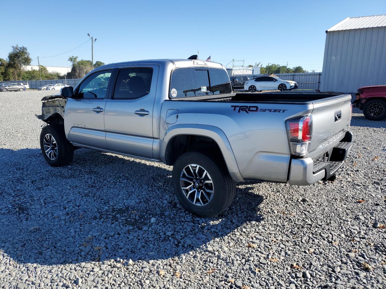Toyota Tacoma Double Cab Image 2