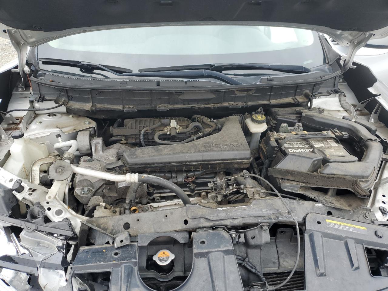 Nissan Rogue S Image 5